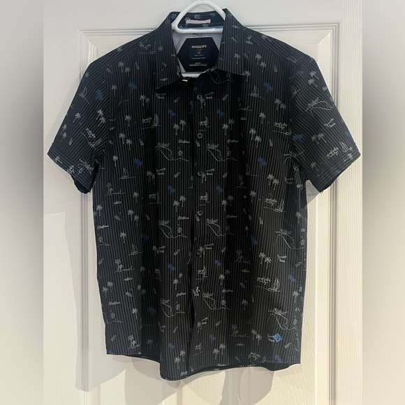 Men’s button down shirt - Picture 1 of 7